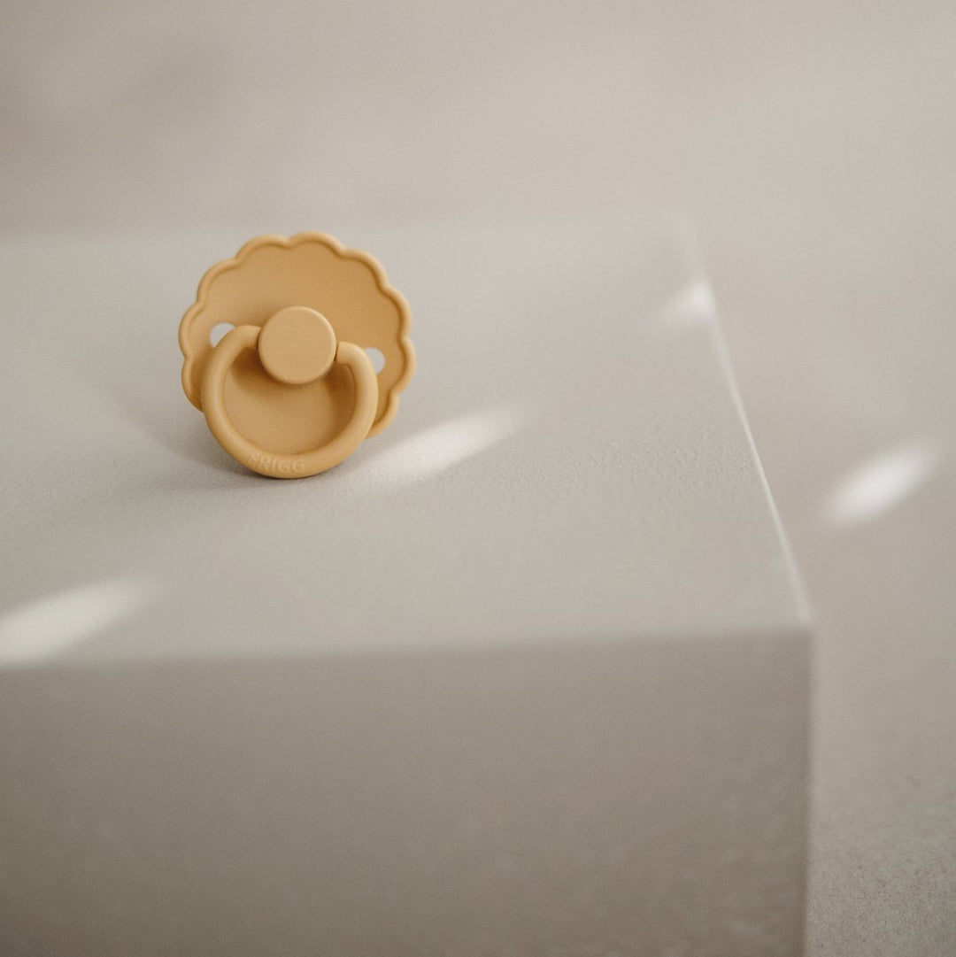 Frigg 3 x Mystery Colours | Frigg Daisy Natural Rubber Latex Pacifiers | Size 1 & 2 - Personalisable Baby Products Sold and Personalised by JustBørn