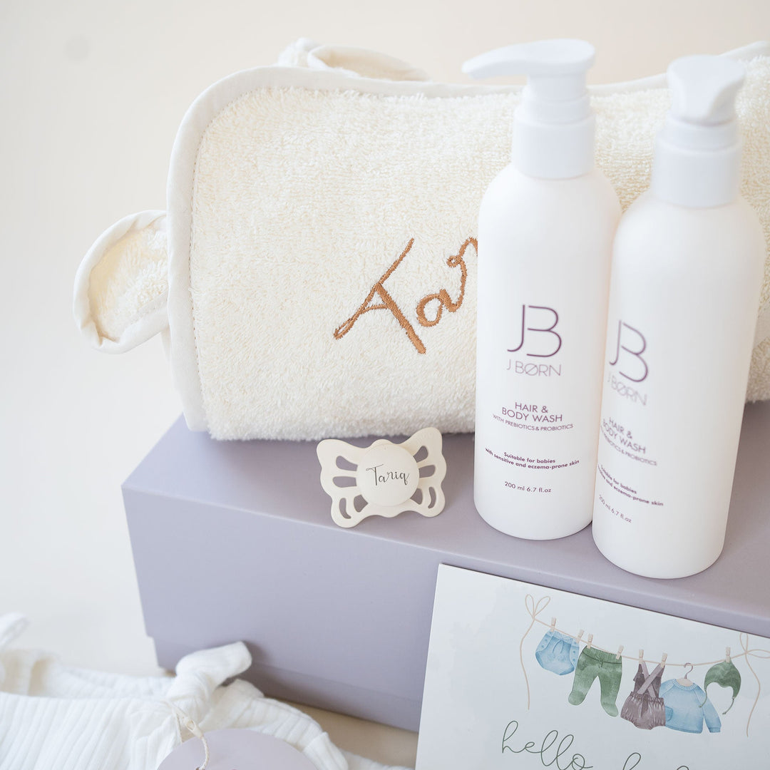 JBØRN Gift Set 0-3 Months | First Pacifiers, Organic Cotton Towel, Sleep Suit & Skin Care Set - Personalisable Baby Products Sold and Personalised by JustBørn
