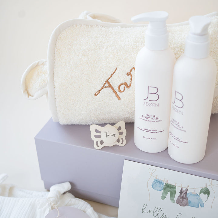 JBØRN Gift Set 0-3 Months | First Pacifiers, Organic Cotton Towel, Sleep Suit & Skin Care Set - Personalisable Baby Products Sold and Personalised by JustBørn