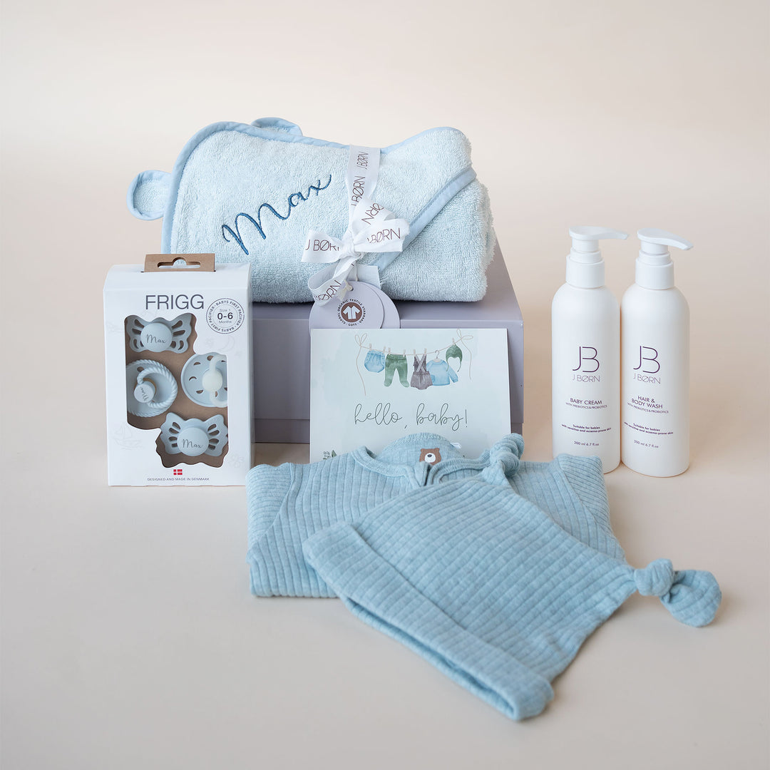 JBØRN Gift Set 0-3 Months | First Pacifiers, Organic Cotton Towel, Sleep Suit & Skin Care Set - Personalisable Baby Products Sold and Personalised by JustBørn