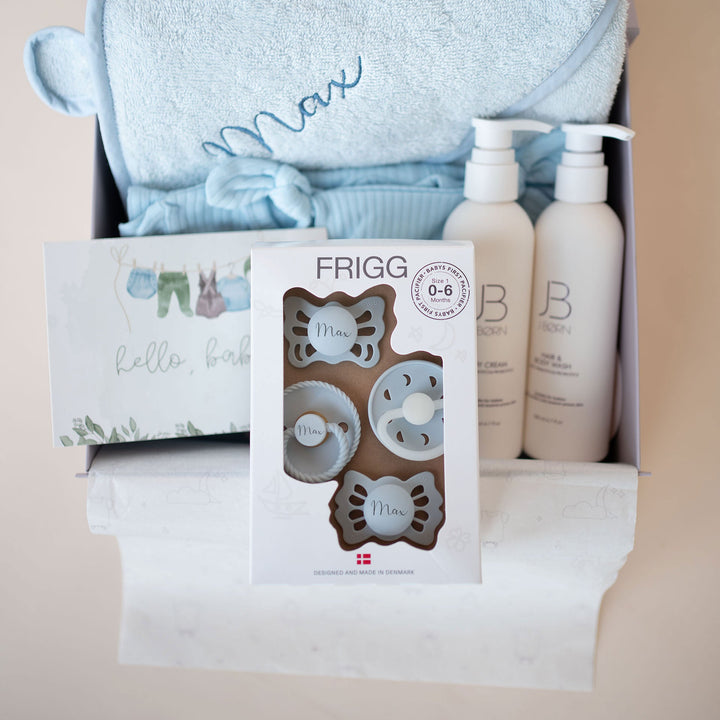 JBØRN Gift Set 0-3 Months | First Pacifiers, Organic Cotton Towel, Sleep Suit & Skin Care Set Baby Blue Yes - Personalisable Baby Products Sold and Personalised by JustBørn
