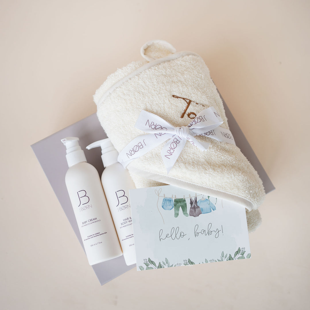 JBØRN Organic Cotton Towel & Skin Care Gift Set