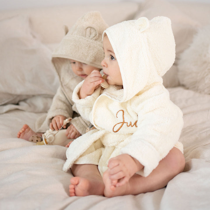 JBØRN Baby Gift Set | Organic Cotton Baby Bathrobe & Bath Toys - Personalisable Baby Products Sold and Personalised by JustBørn
