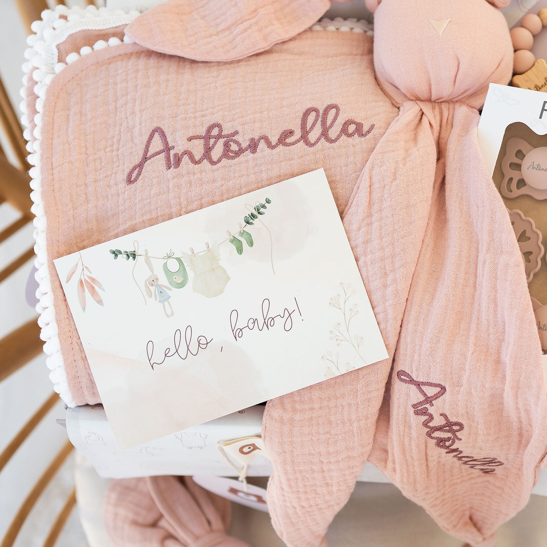 JBØRN Muslin Blanket, Comforter & Teether Set | Organic Cotton Baby Swaddle - Personalisable Baby Products Sold and Personalised by JustBørn
