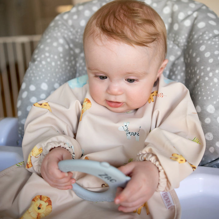 JBØRN Long Sleeve Baby Feeding Bib with Personalised Travel Bag Safari Park No - Personalisable Baby Products Sold and Personalised by JustBørn
