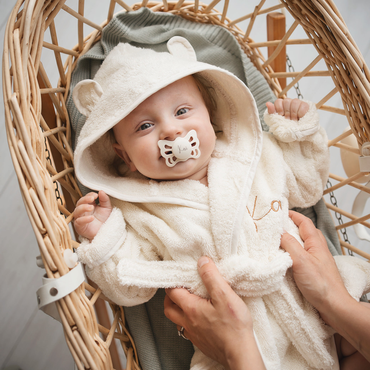 JBØRN Baby Gift Set | Organic Cotton Robe (6 months - 2 Years Old) Years) & Bath Toys - Personalisable Baby Products Sold and Personalised by JustBørn