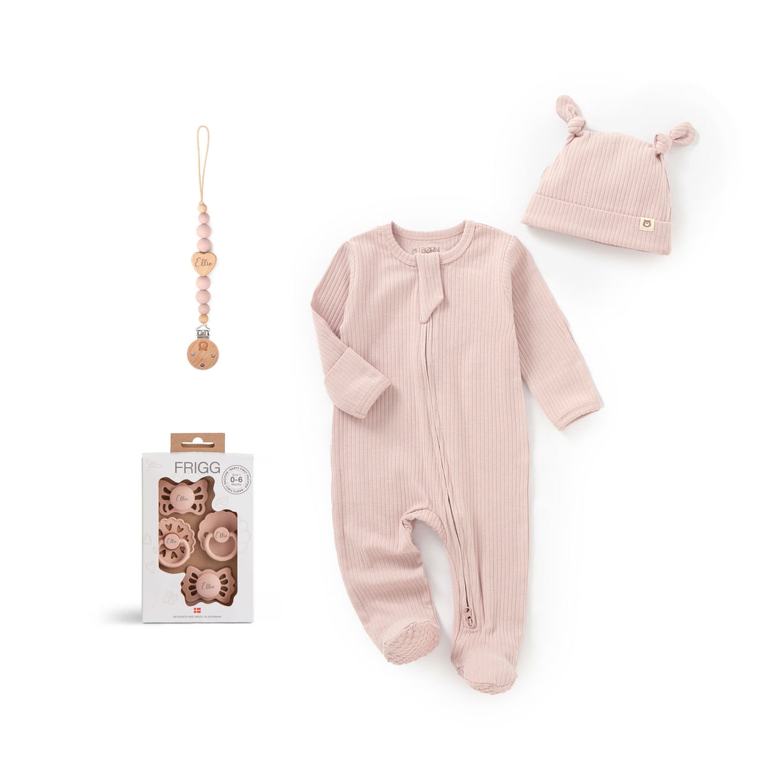 JBØRN x FRIGG Baby Gift Set | Organic Cotton Sleepsuit, First Pacifiers & Matching Clip Blush - Personalisable Baby Products Sold and Personalised by JustBørn