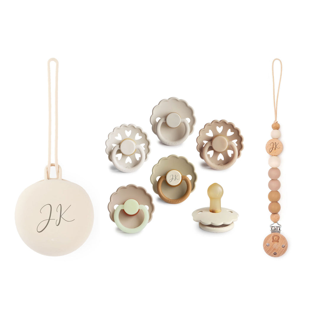 FRIGG Daisy Pack of 6 Natural Rubber Latex Pacifiers + Matching Holders Cinnamon Charm - Personalisable Baby Products Sold and Personalised by JustBørn