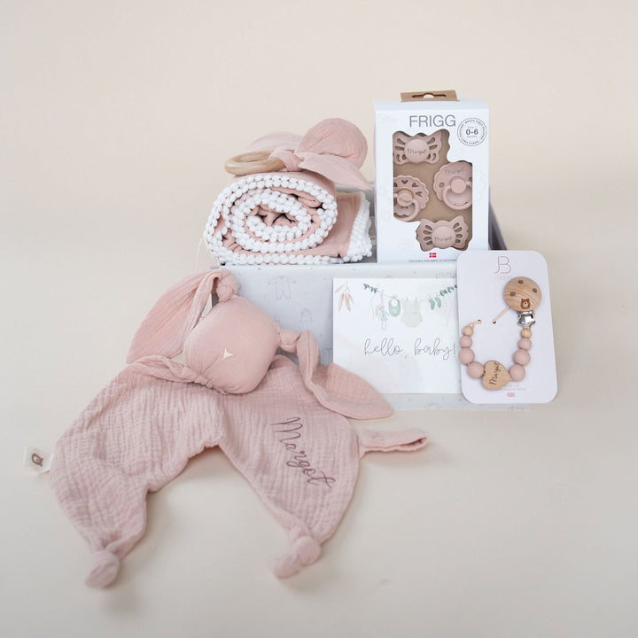 JBØRN Luxury Newborn Muslin Gift Set Blush - Personalisable Baby Products Sold and Personalised by JustBørn