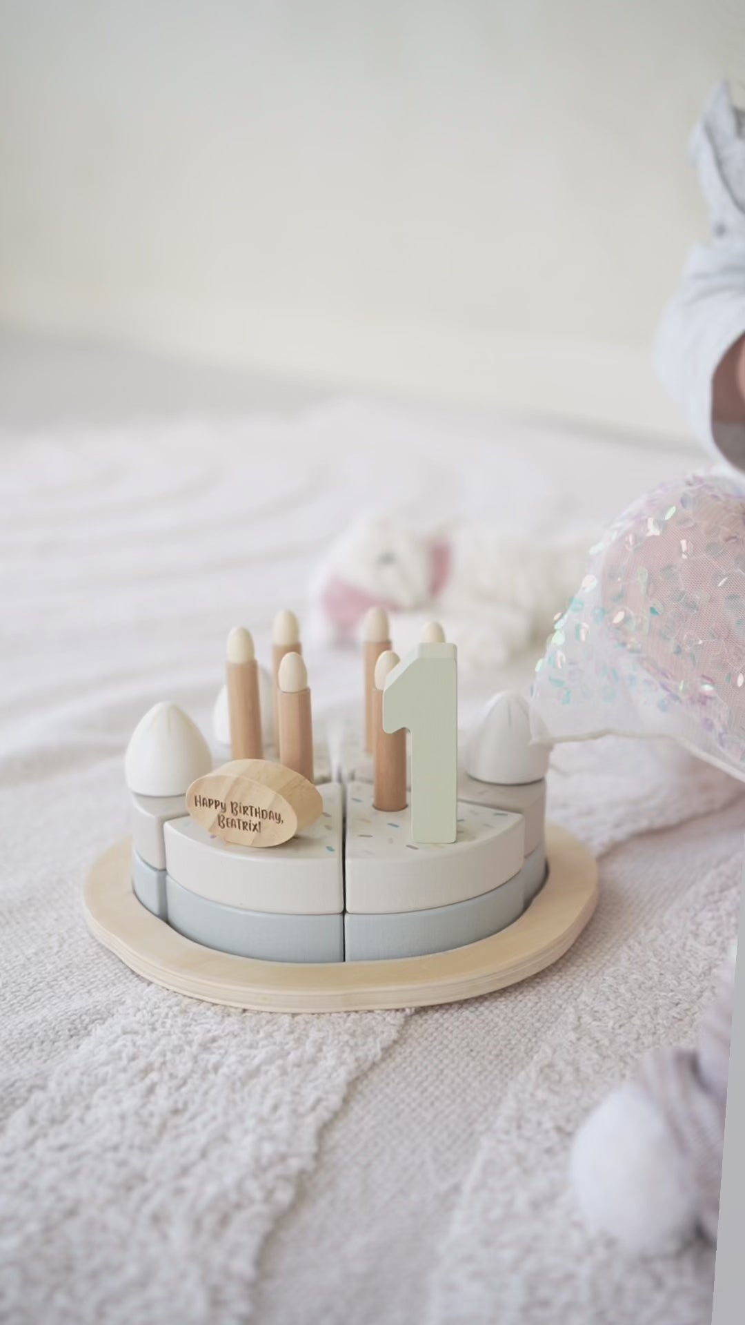 JBØRN Personalized Wooden Birthday Cake