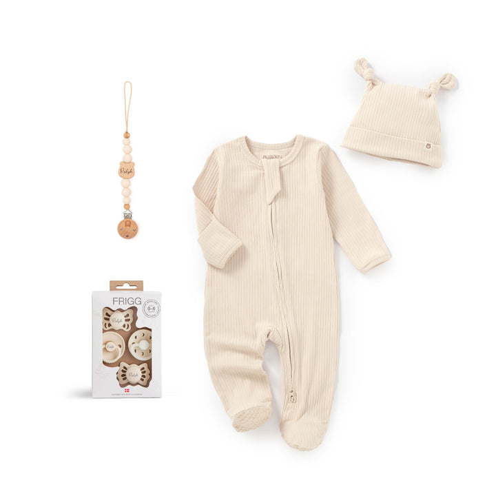 JBØRN x FRIGG Baby Gift Set | Organic Cotton Sleepsuit, First Pacifiers & Matching Clip Cream - Personalisable Baby Products Sold and Personalised by JustBørn